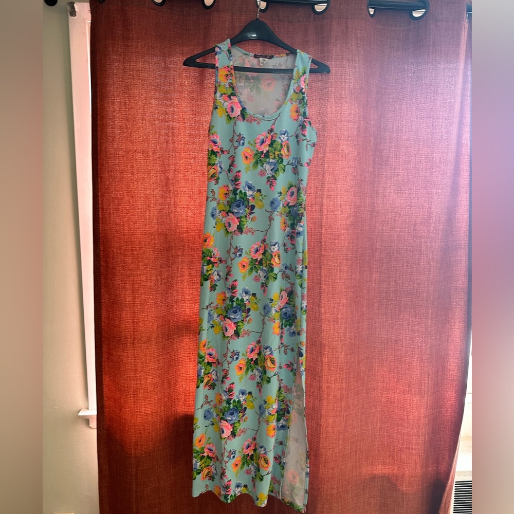 Floral Maxi Dress with slit.